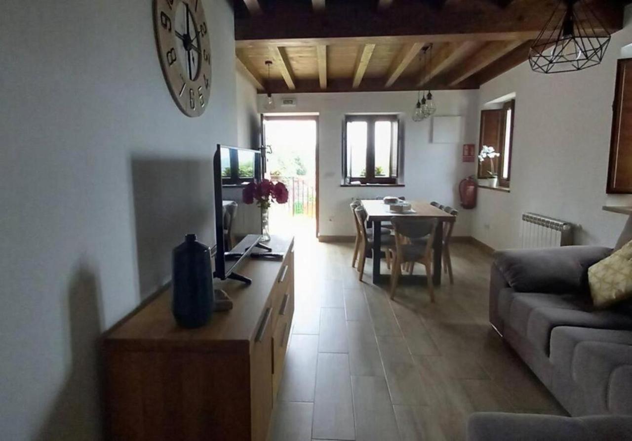 Casa Vacacional La Belluga Apartment Canales  Luaran gambar
